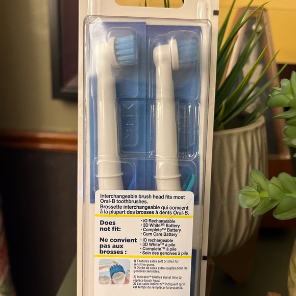 ๐ Set of 2 Oral B replacement Brush heads (total of 6 heads), new in packaging - Picture 8 of 10